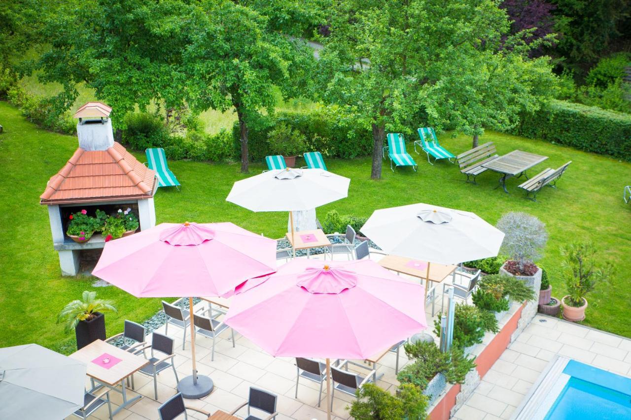 Hotel Restaurant Thadeushof Techelsberg Bagian luar foto